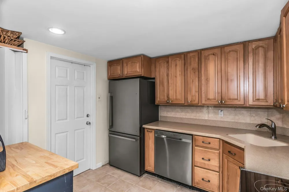 102 Willett Avenue Sayville, NY 11782