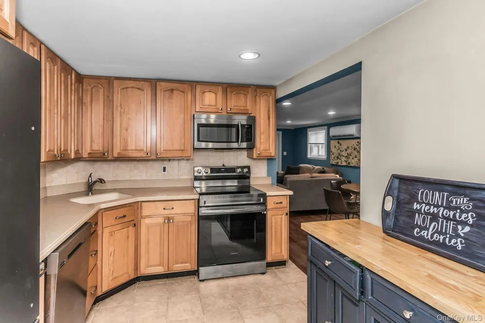 102 Willett Avenue Sayville, NY 11782