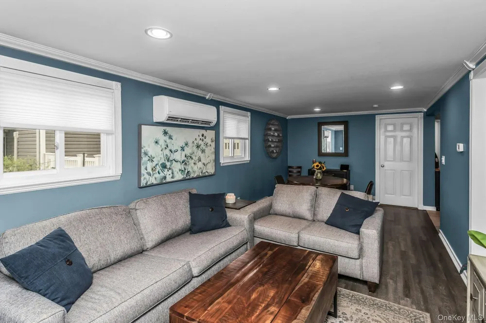 102 Willett Avenue Sayville, NY 11782