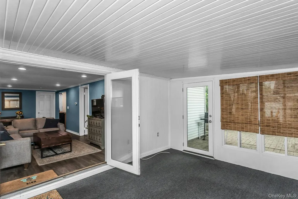 102 Willett Avenue Sayville, NY 11782