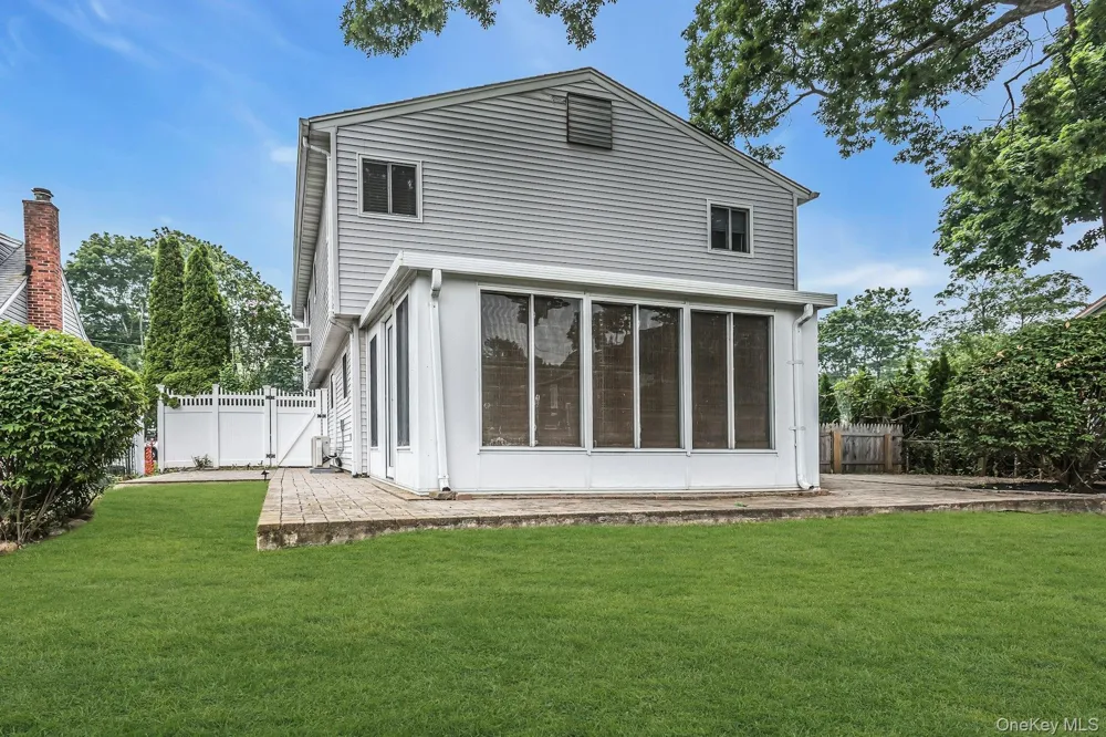 102 Willett Avenue Sayville, NY 11782