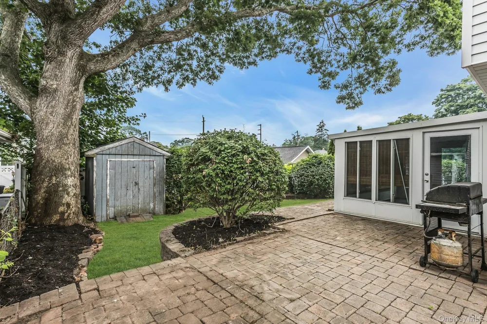 102 Willett Avenue Sayville, NY 11782