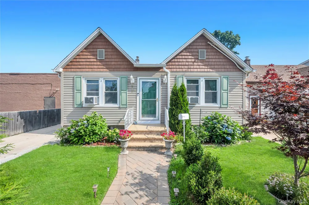 717 William Street Baldwin, NY 11510
