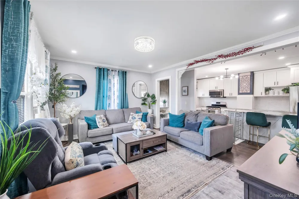 717 William Street Baldwin, NY 11510