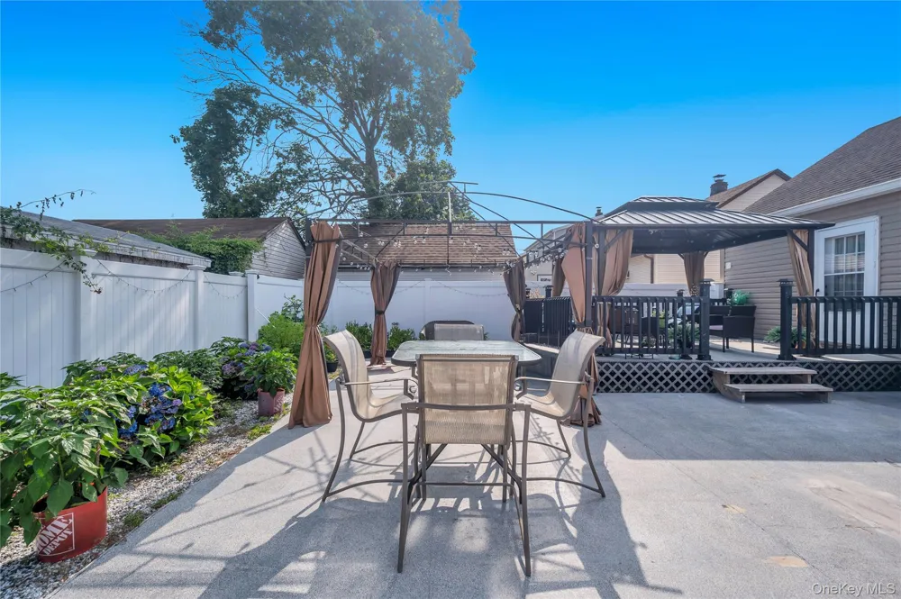 717 William Street Baldwin, NY 11510