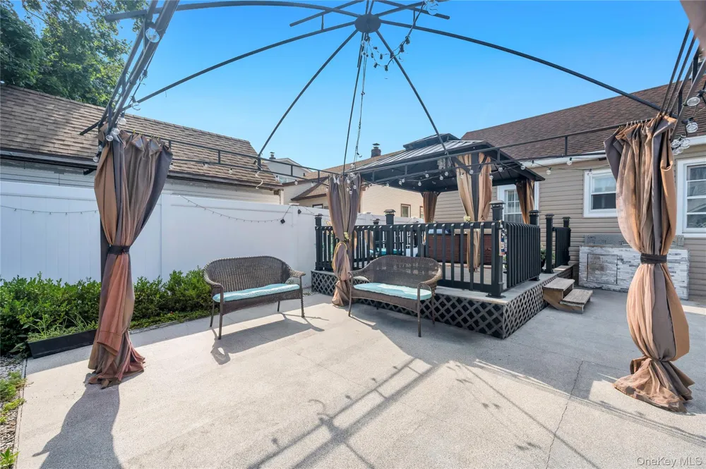 717 William Street Baldwin, NY 11510