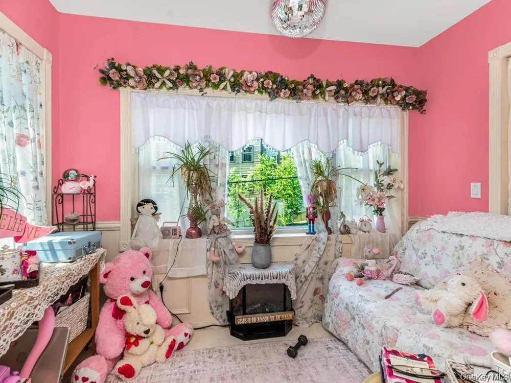 4 Depew Street Pleasantville, NY 10570