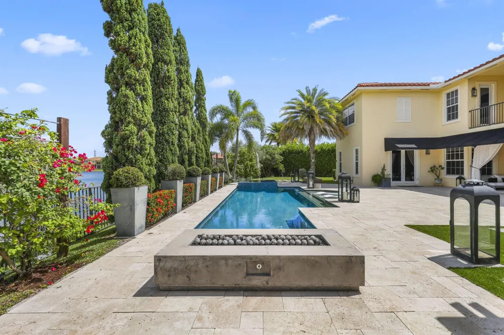 8861 Edgewater Place Parkland, FL 33076