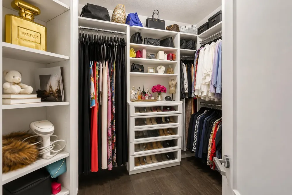 8861 Edgewater Place Parkland, FL 33076