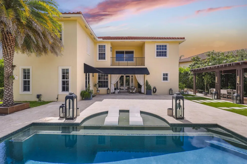 8861 Edgewater Place Parkland, FL 33076