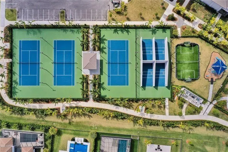 8861 Edgewater Place Parkland, FL 33076