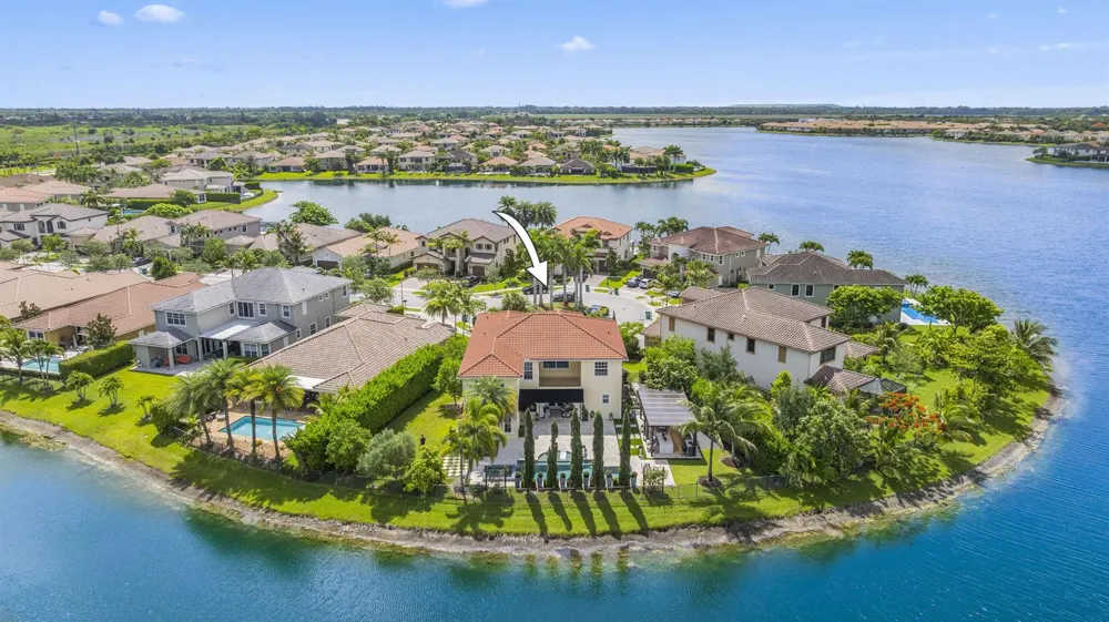 8861 Edgewater Place Parkland, FL 33076