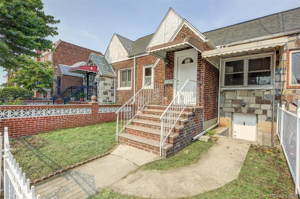 2537 89th Street East Elmhurst, NY 11369