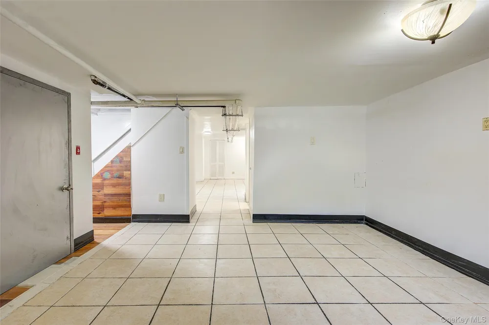 2537 89th Street East Elmhurst, NY 11369