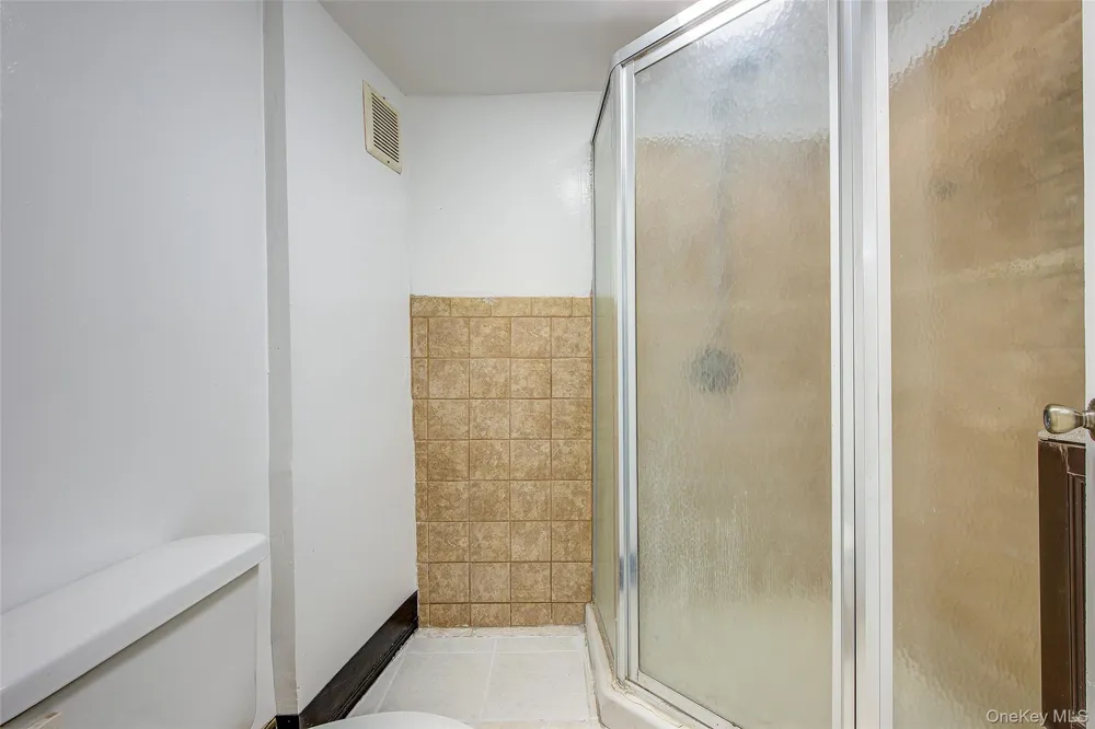 2537 89th Street East Elmhurst, NY 11369