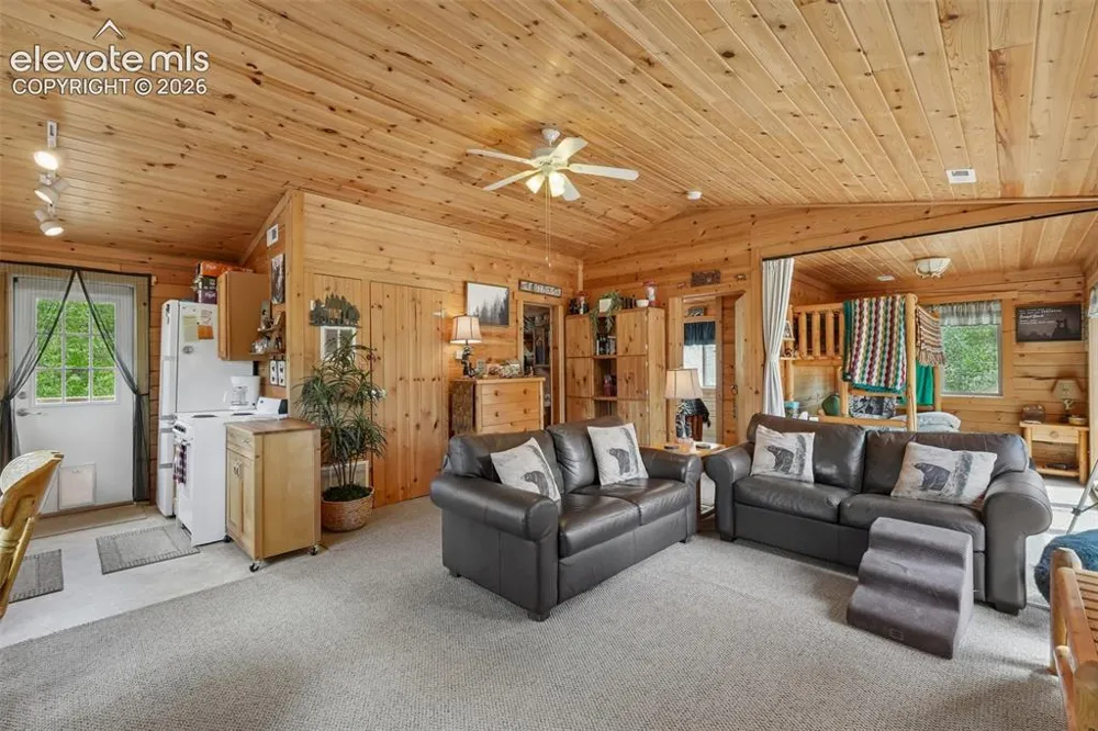 1600 Swiggler Road Jefferson, CO 80456