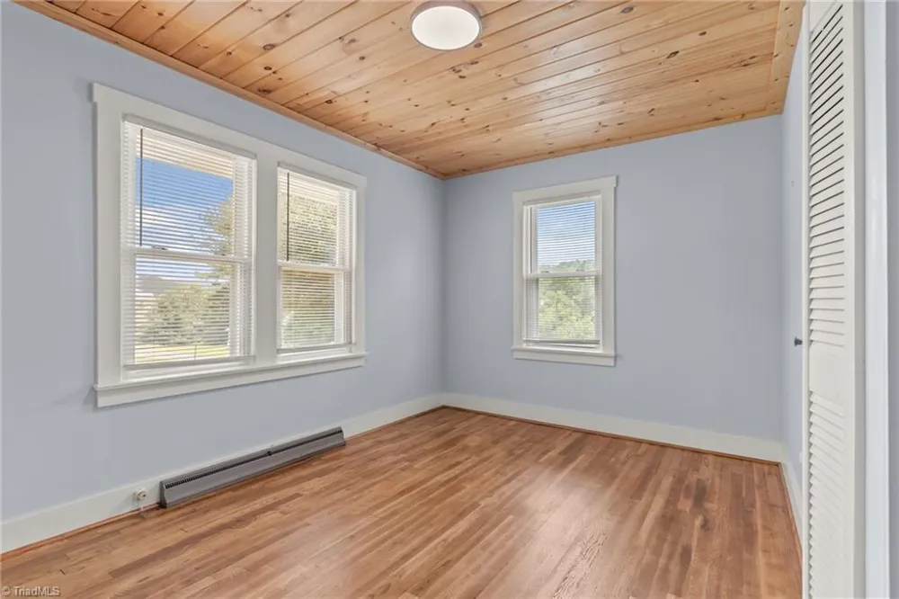 290 Riverview Drive Sparta, NC 28675