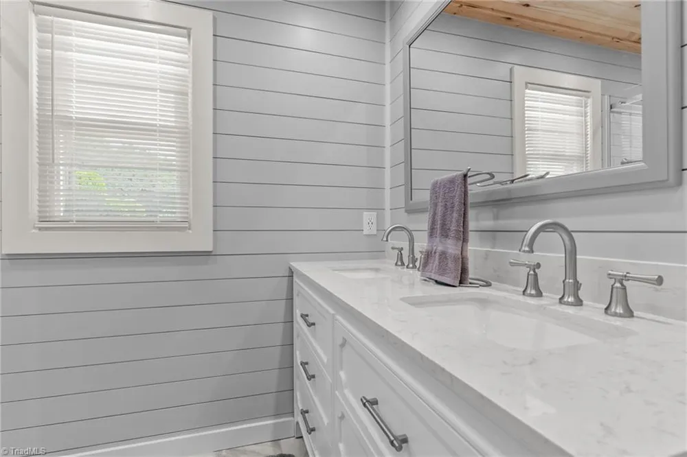 290 Riverview Drive Sparta, NC 28675