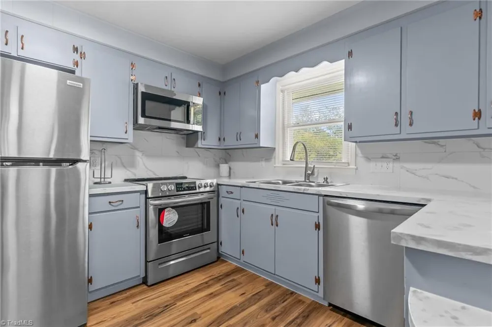 290 Riverview Drive Sparta, NC 28675