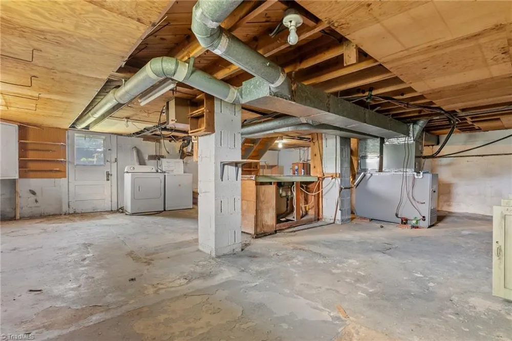 290 Riverview Drive Sparta, NC 28675
