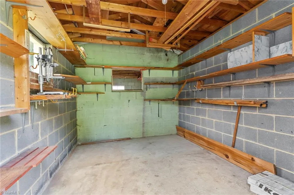 290 Riverview Drive Sparta, NC 28675