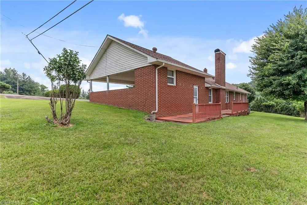 290 Riverview Drive Sparta, NC 28675