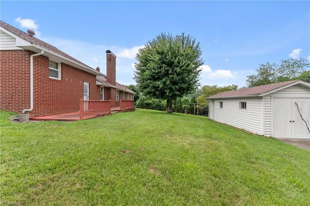290 Riverview Drive Sparta, NC 28675