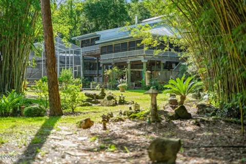 400 Pine Bluff Trail