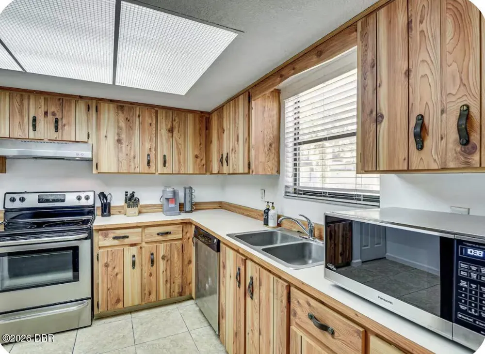 19 Tomoka Meadows Boulevard Ormond Beach, FL 32174