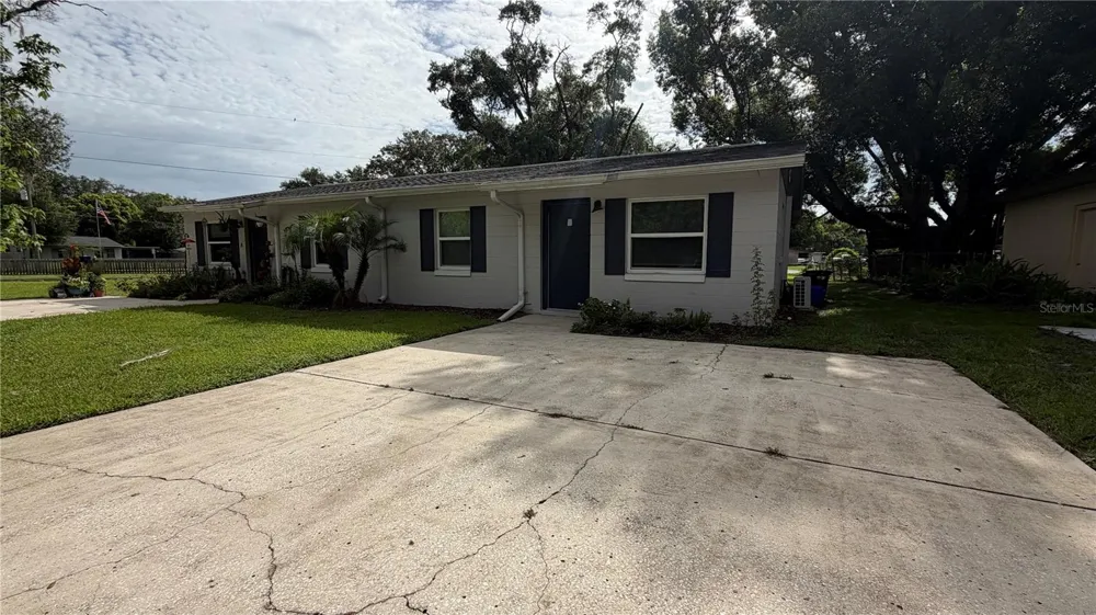 1801 MELLONVILLE AVENUE #B Sanford, FL 32771