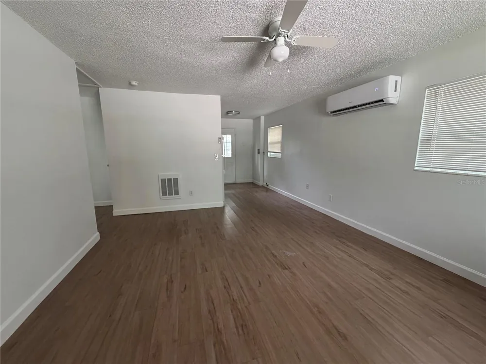 1801 MELLONVILLE AVENUE #B Sanford, FL 32771
