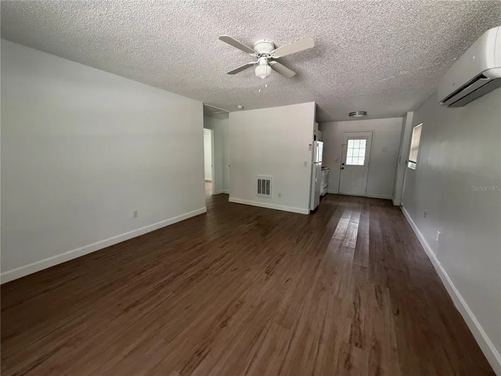 1801 MELLONVILLE AVENUE #B Sanford, FL 32771