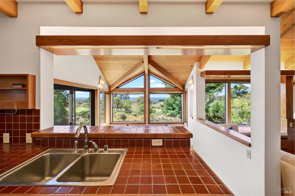 41289 Tallgrass The Sea Ranch, CA 95497