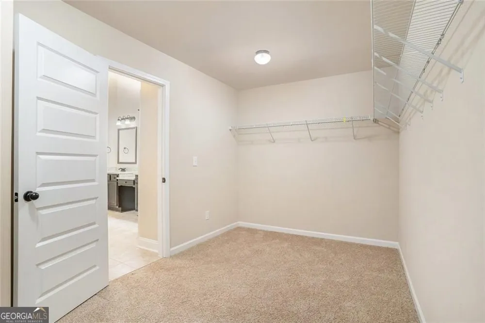 381 Homestead CIR Forsyth, GA 31029