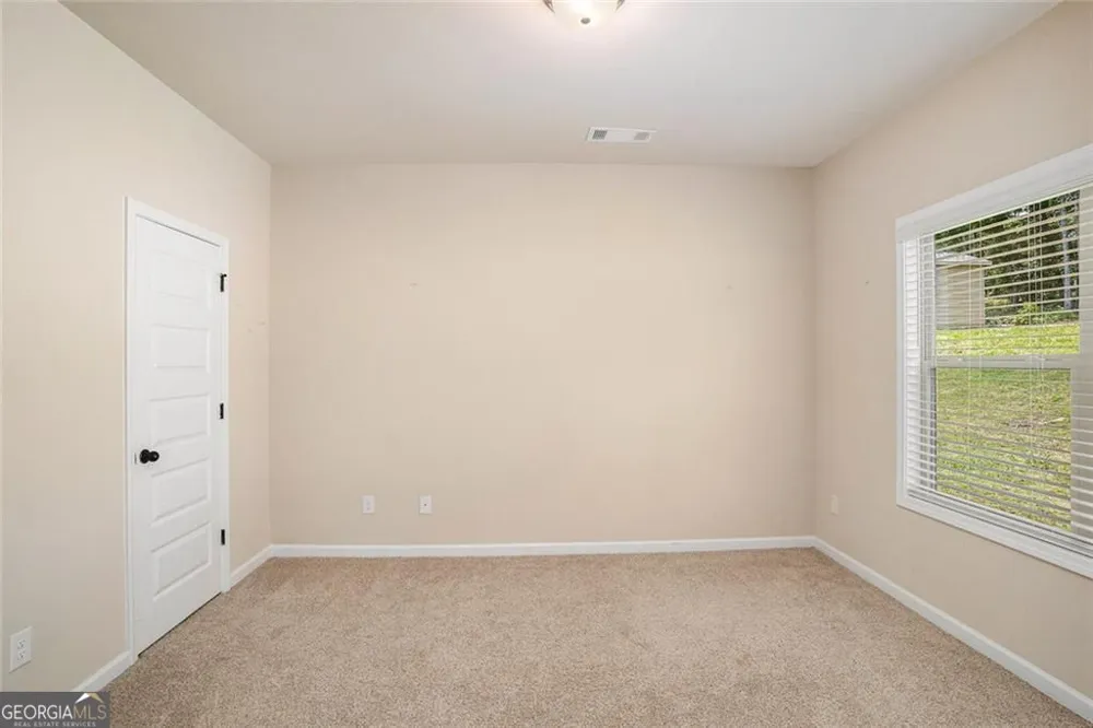 381 Homestead CIR Forsyth, GA 31029