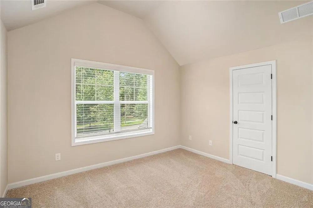 381 Homestead CIR Forsyth, GA 31029