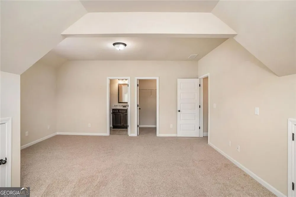 381 Homestead CIR Forsyth, GA 31029