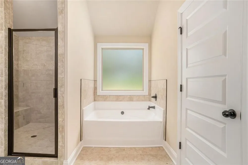 381 Homestead CIR Forsyth, GA 31029