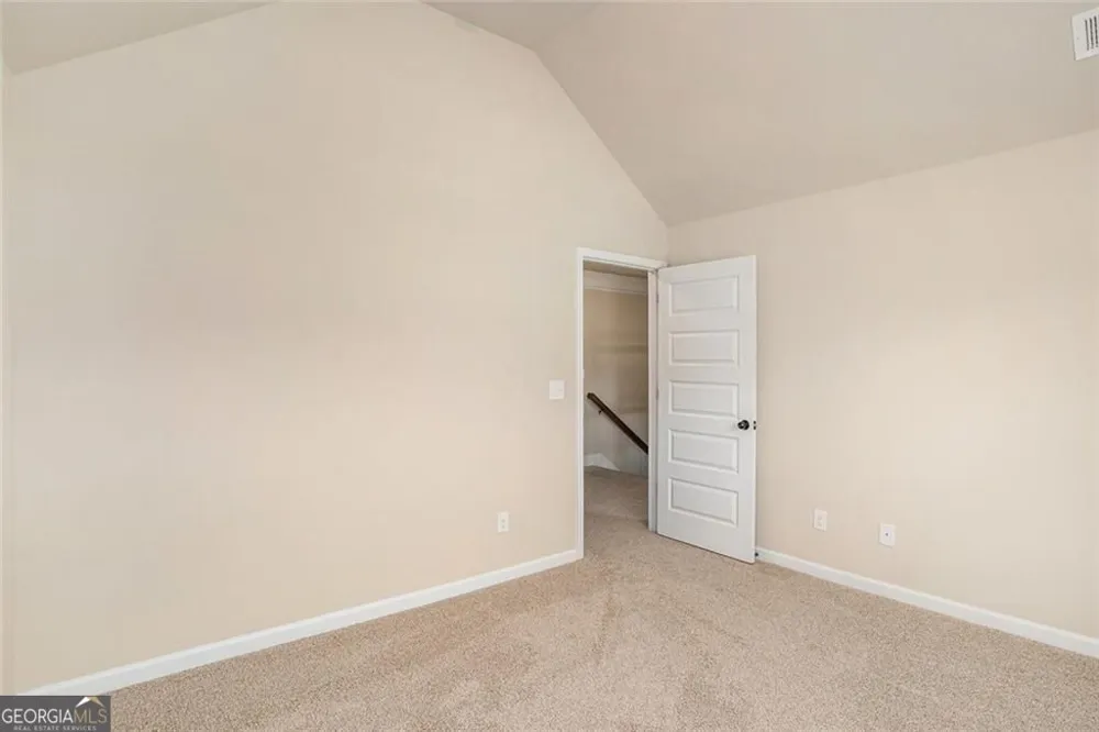 381 Homestead CIR Forsyth, GA 31029