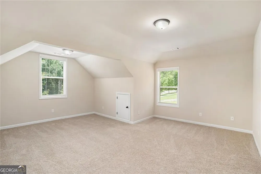 381 Homestead CIR Forsyth, GA 31029