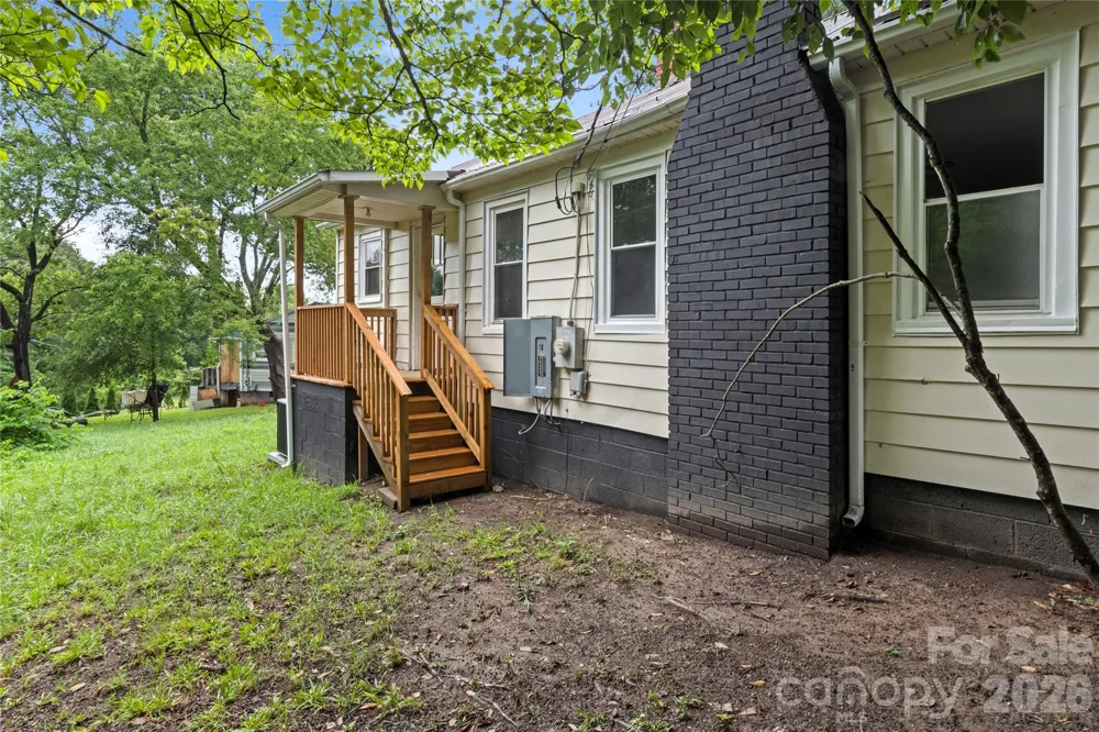 119 Osborne Street Jonesville, NC 28642