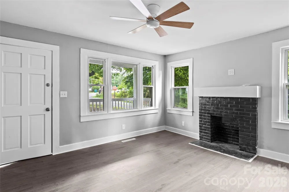 119 Osborne Street Jonesville, NC 28642