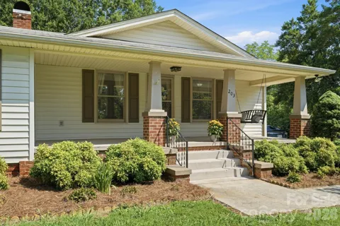 203 Union Street