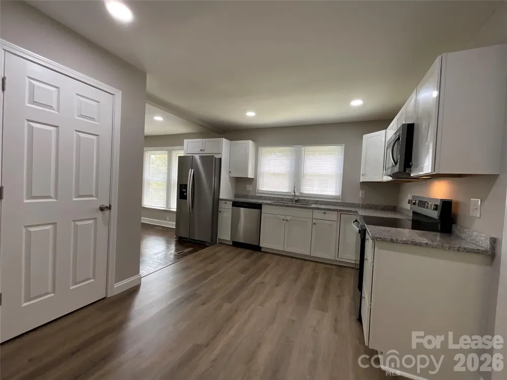 801 Bostian Avenue Kannapolis, NC 28083
