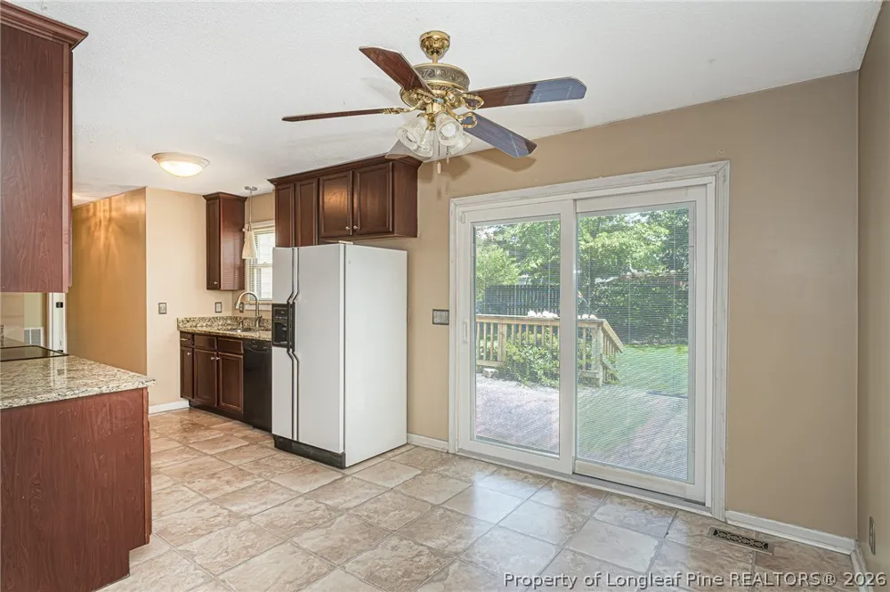 3391 Hawthorne Street Hope Mills, NC 28348