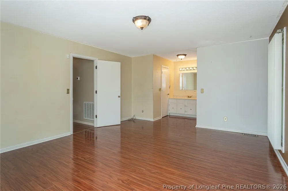 3391 Hawthorne Street Hope Mills, NC 28348
