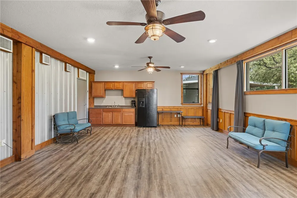 4845 County Road 119 Caldwell, TX 77836
