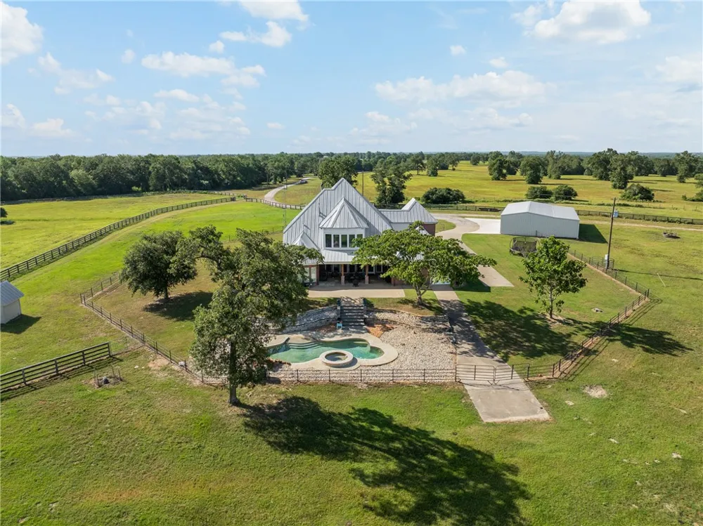 4845 County Road 119 Caldwell, TX 77836