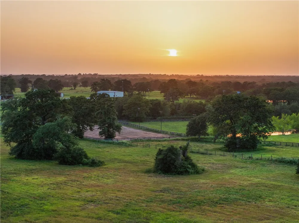 4845 County Road 119 Caldwell, TX 77836