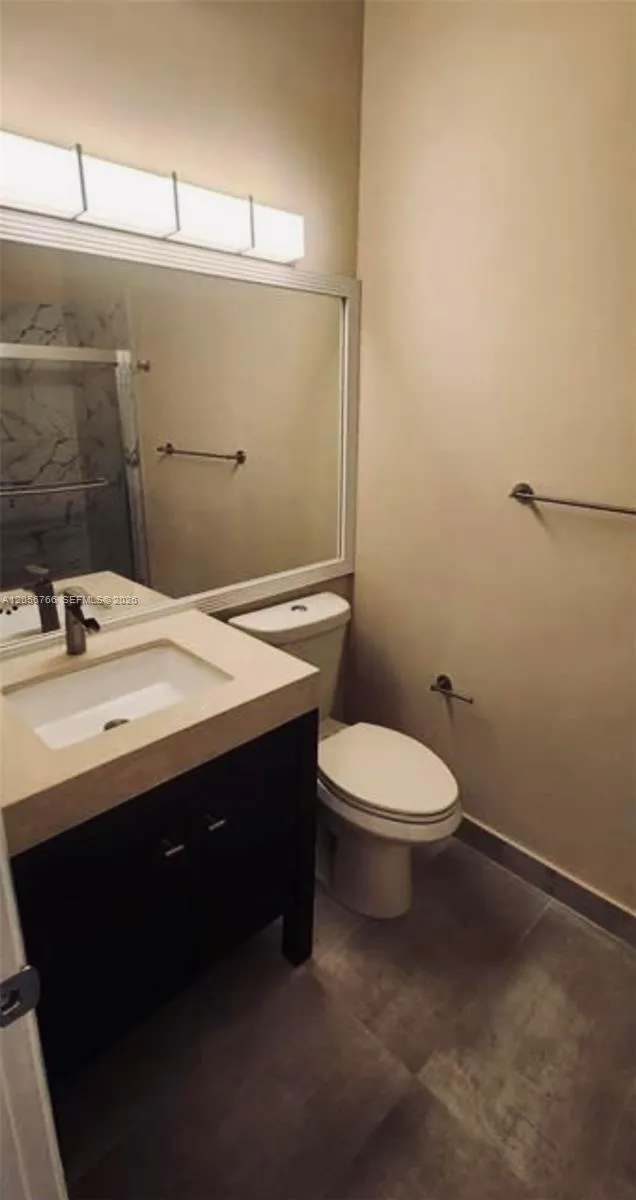 7454 NW 34th St Lauderhill, FL 33319